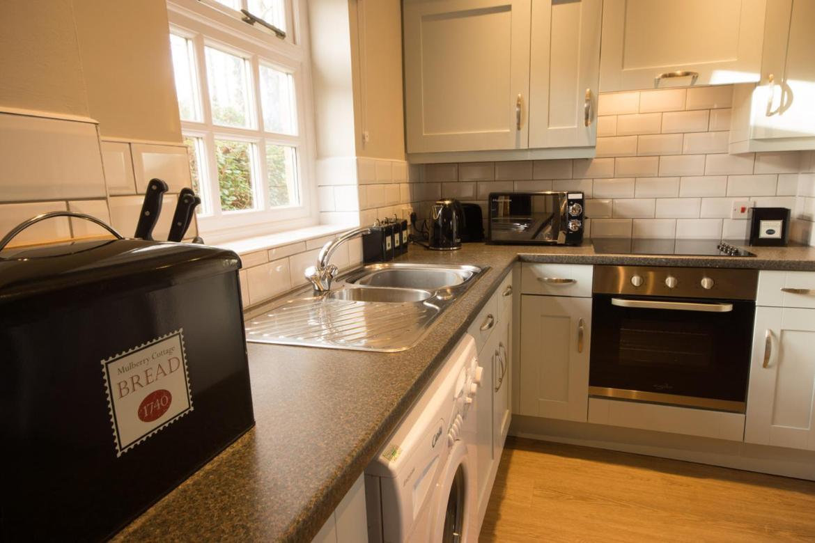 Eyam Cottage - Darwin Lake Holiday Village Μάτλοκ Εξωτερικό φωτογραφία